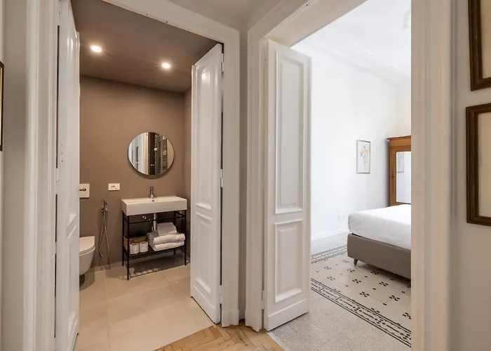 Elegant In Prati Apartment *
