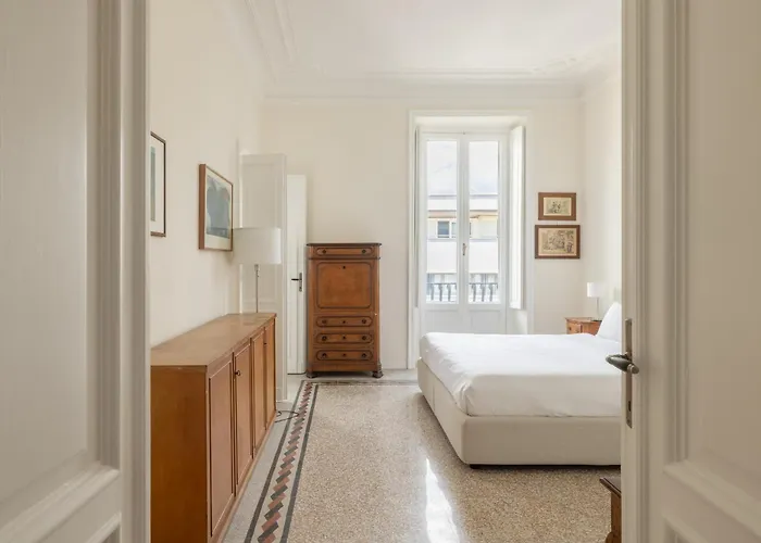 Elegant In Prati Apartment *